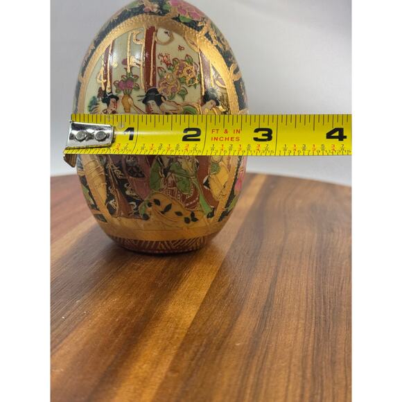 Vintage Hand-Painted Satsuma Egg | Gold Gilt Japanese Porcelain | Geisha Design - Picture 7 of 8